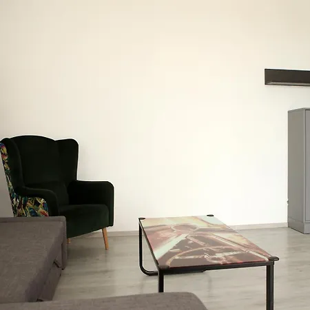 View, 24th Floor, Private Free Parking, Greataccess Apartman