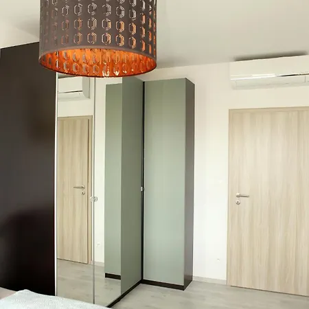 Apartman View, 24th Floor, Private Free Parking, Greataccess